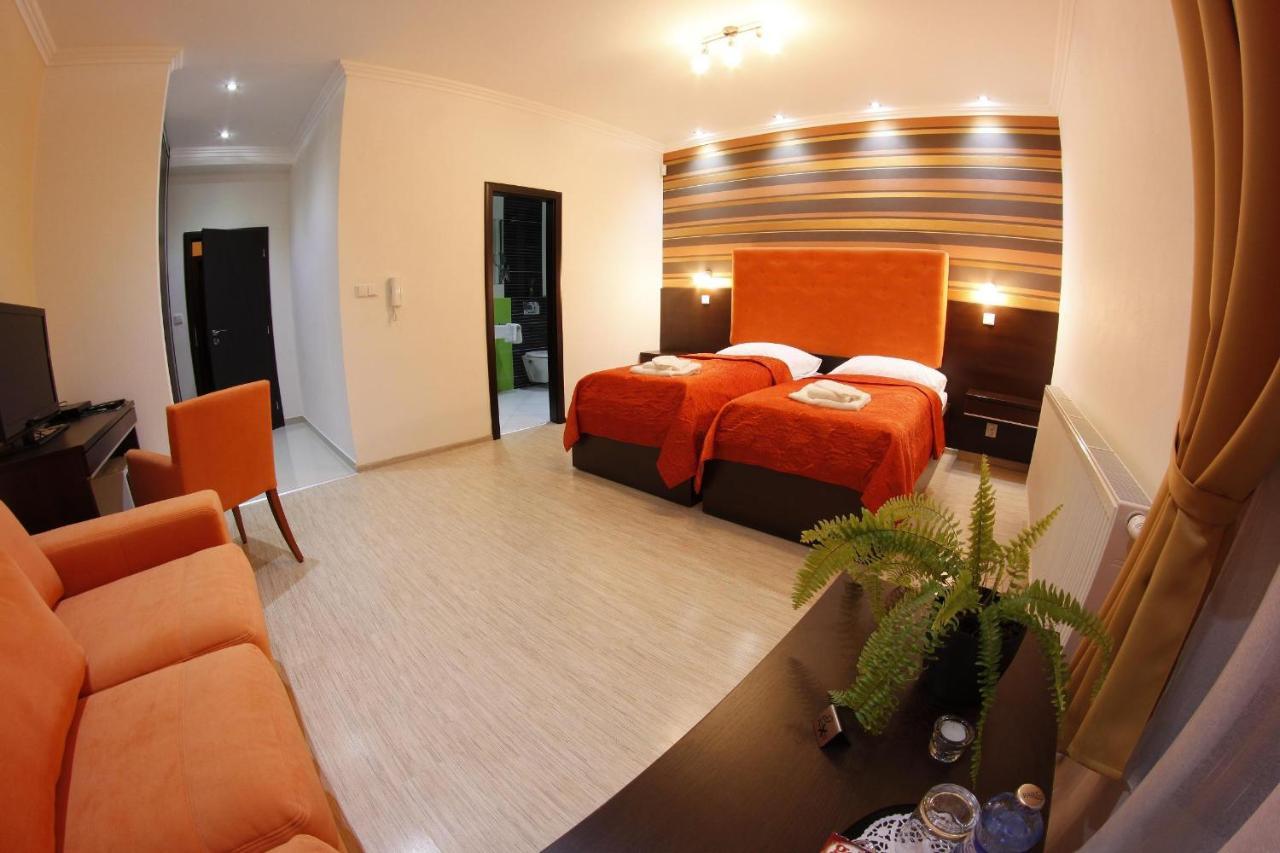 Alnus Penzion Smilno Kamer foto