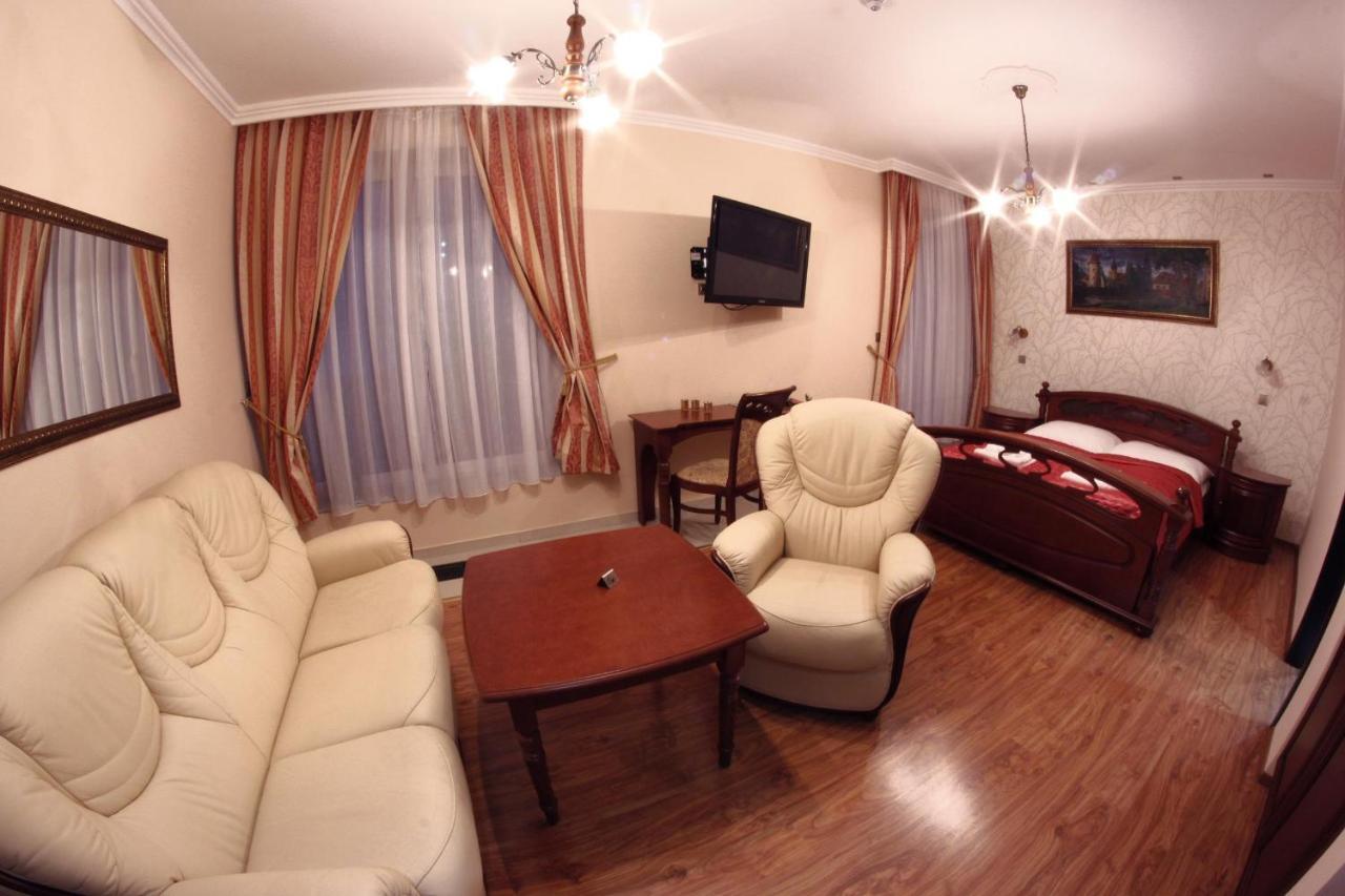 Alnus Penzion Smilno Kamer foto