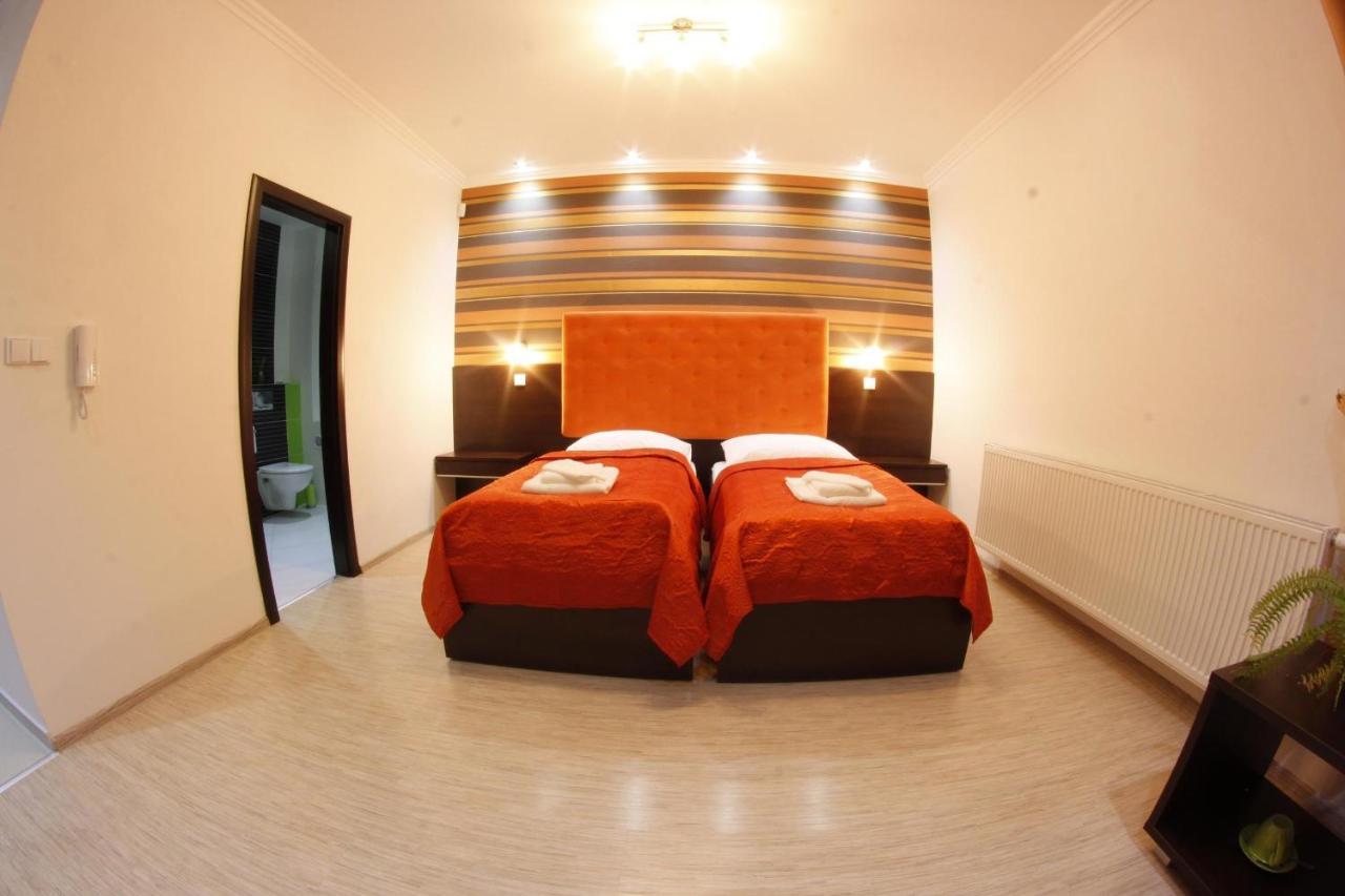Alnus Penzion Smilno Kamer foto